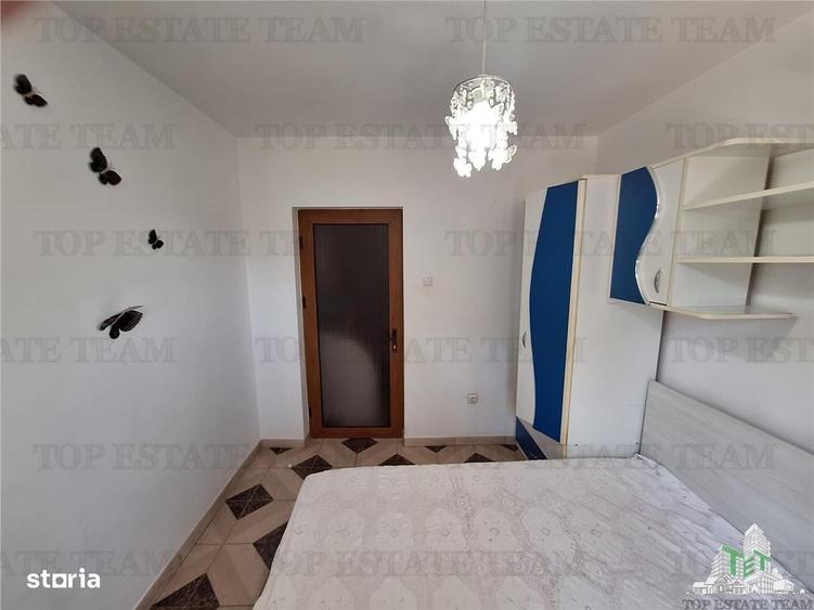 Apartament cu 3 camere semidecomandat, mobilat în Hipodrom — fotografia 3