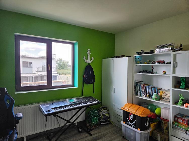 Casă individuală cu 5 camere cu Teren 605 Mp în Moșnița Nouă