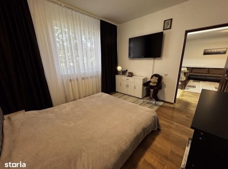 Vand apartament 2 camere , etaj 1 - 8