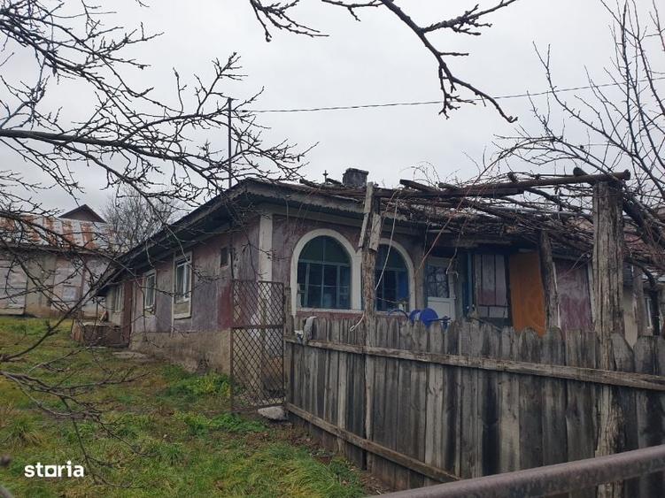 Casă cu 3 camere în Vulturi