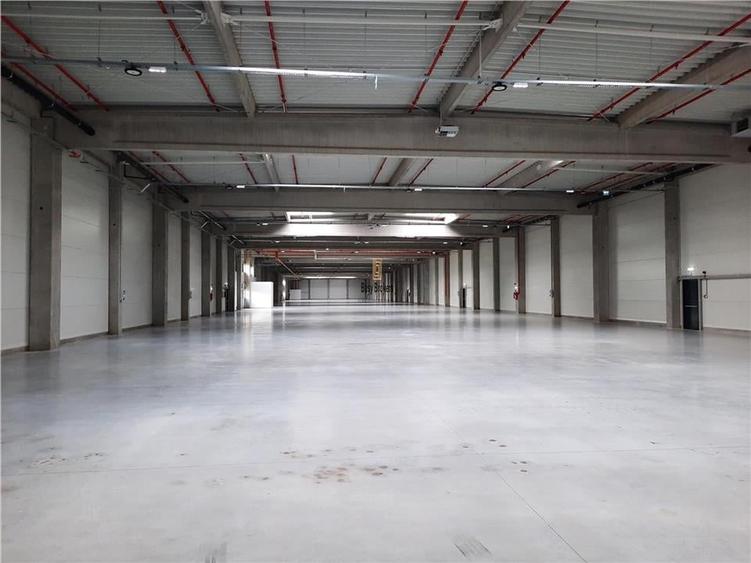 Spațiu industrial, de 900 mp, în Jucu
