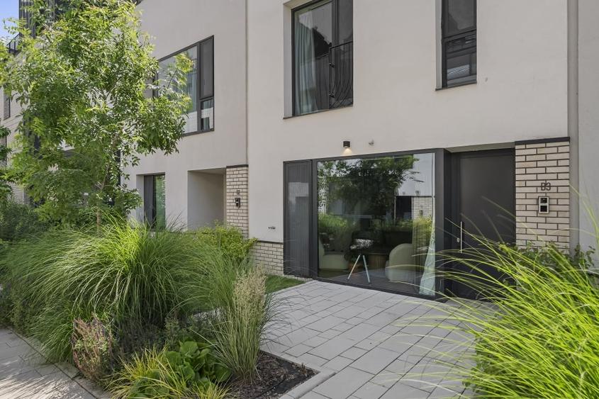 De Inchiriat Casa tip Townhouse in Avalon Estate 3 Niveluri Amenajare Designer - 17