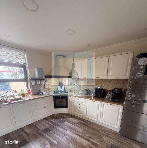 Casa/Villa 7 camere, singur in curte - zona Tractorul/Brasov - 8