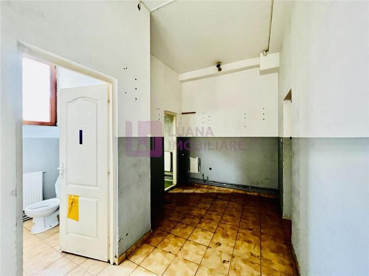 Spatiu comercial 177 mp | zona Strand | vitrine la strada - 5