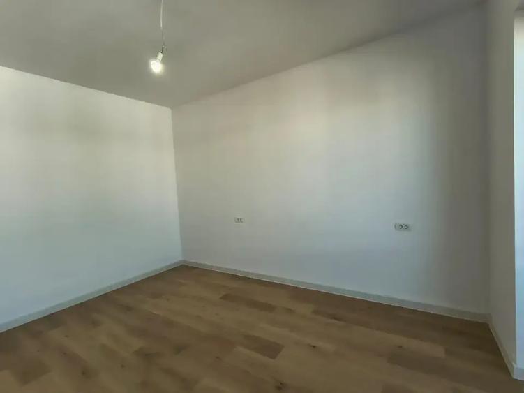 Apartament modernă, 4 camere și grădină - 4
