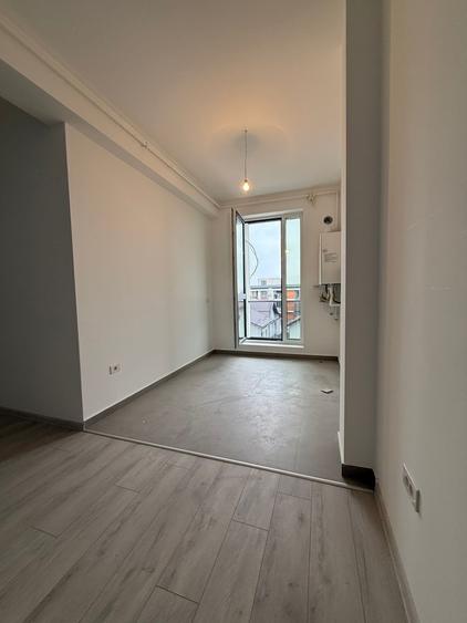 Apartament cu 3 camere - 2 bai { Soseaua Leordeni } - 5