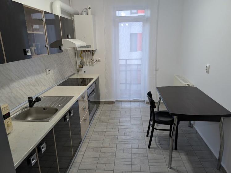 Apartament 2 camere, decomandat, mobilat, cu parcare privata - 9