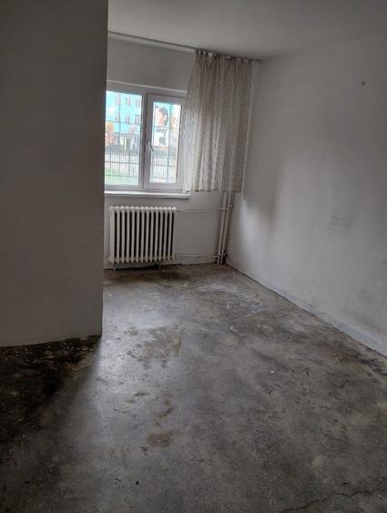 Inchiriez camera - 1