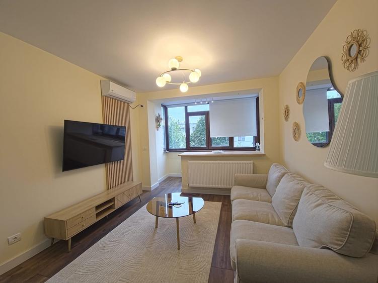 Apartament 3 camere, Tomis 2 – renovat, mobilat, utilat, 59 mp, etaj 3/4. - 11