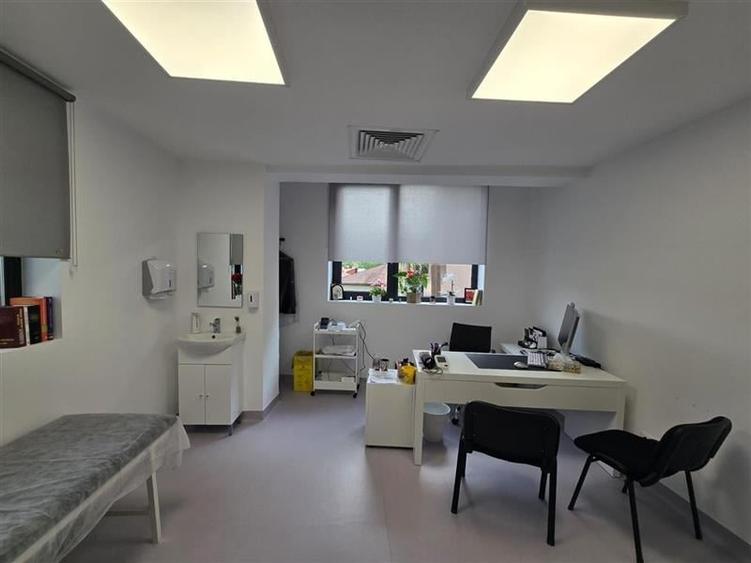 SPATIU PENTRU CABINET MEDICAL INCEPAND CU 500 EURO - 12