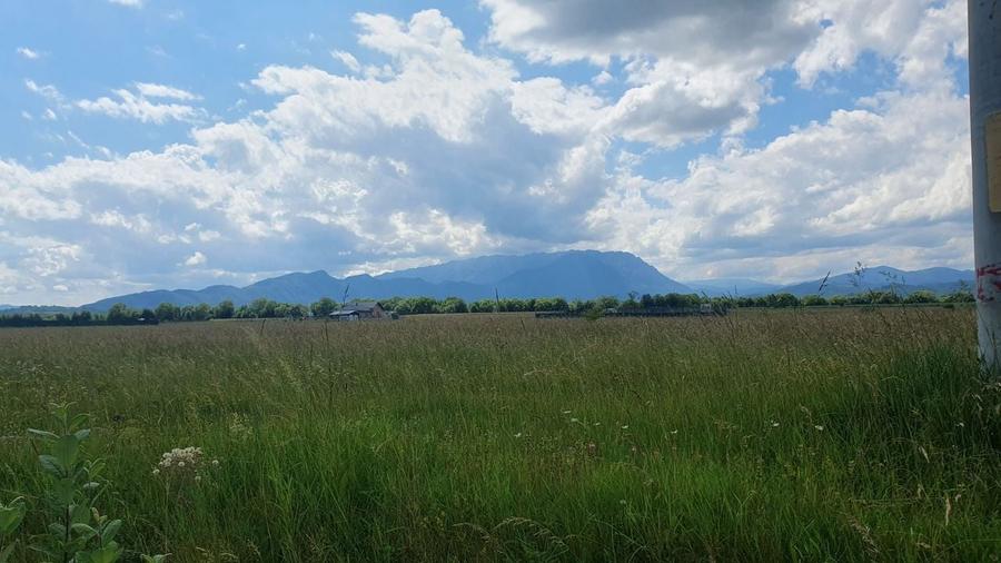 Rasnov -Glejarie 1000 mp front 42m posibilitate duplex sau 2 constructii - 9