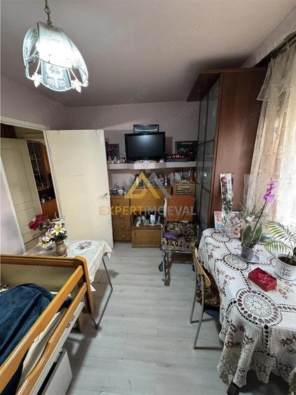 Apartament parter inalt str Garii, 52 mp utili - 4