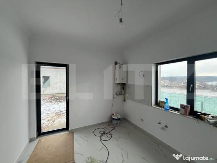 Casa de vanzare, 107 mp utili, zona Lunca Cetatuii - 2