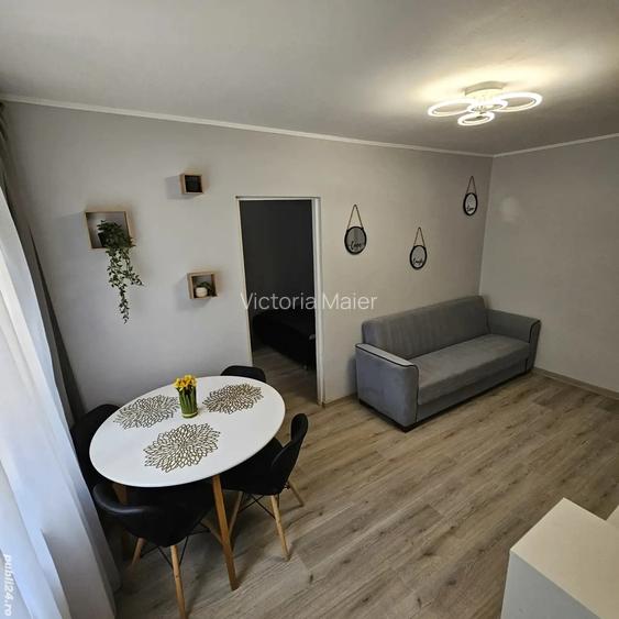 Vand apartament 3 camere Vand apartament 3 camere