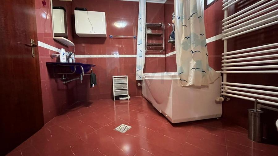 REV2005341 Vila deosebita cu piscina si teren generos Buftea zona exclusivista - 18