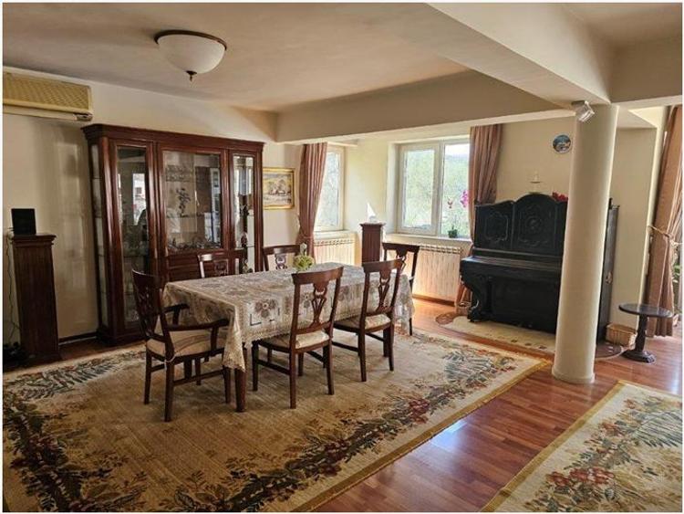 Vila eleganta D+P+1+M | 649 mp | piscina exterioara| renovata complet | Pipera - - 4