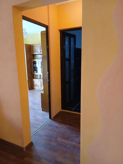 Merita! Apartament cu 4 camere decomandate Micro 20 etaj 6/10,vedere la Dunare. - 6
