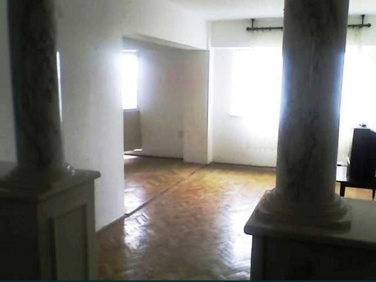 Proprietar ofera spre vanzare 4 cam din BCA Micro 16 str Careiului - 6