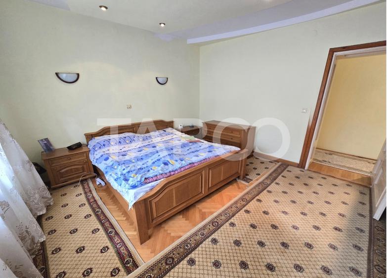 Casa individuala de vanzare 6 camere teren 650 garaj Piata Cluj Sibiu - 9