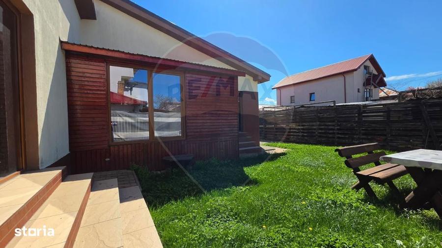 Casa la sol de vanzare in Eforie nord - 12