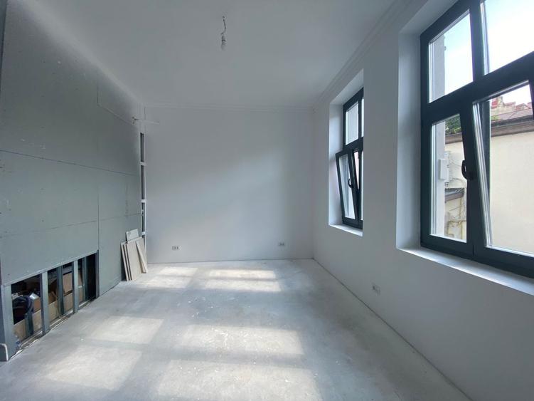 Vila NOUA cu arhitectura Interbelica | Piata Victoriei - 7