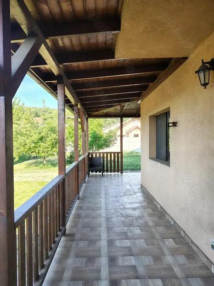 Vanzare Casa langa padure cu teren 650mp - 3