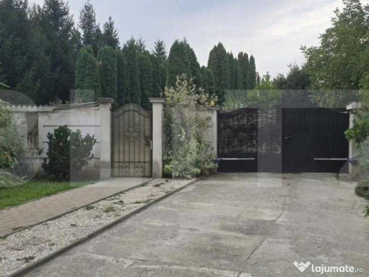 Casa de vanzare, 300 mp, teren 600 mp, zona Bercu Rosu - 1