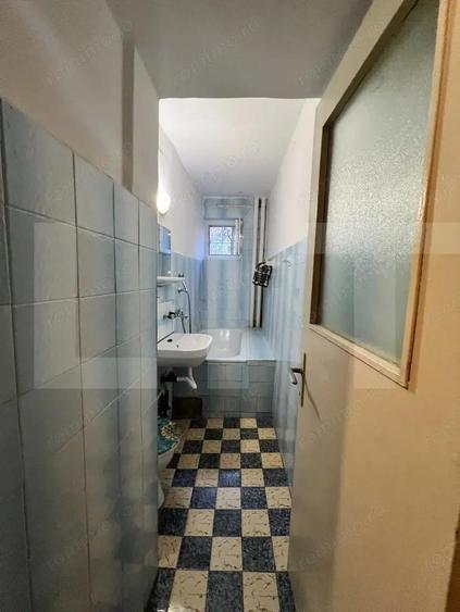 Apartament de vanzare, cu 2 camere, 40 mp, zona Blascovici - 5
