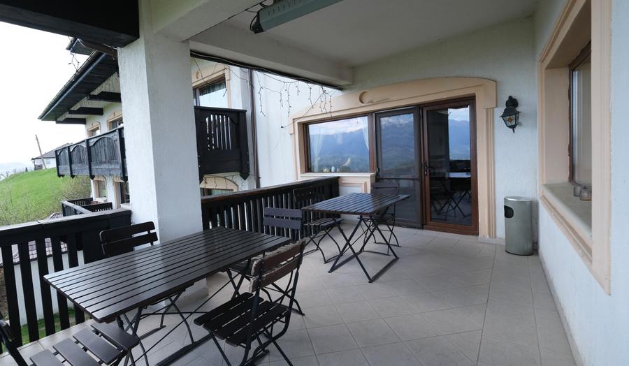 Vanzare hotel in zona superba de munte cu priveliste incredibila din camere - 21