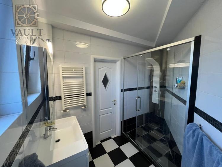 APARTAMENT 4 CAMERE -128 MP, BOXE  13 MP SI MANSARDA 9 MP -CALEA VICTORIEI - 14