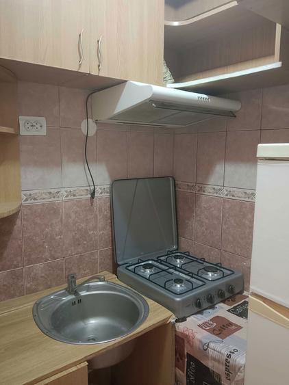 Inchiriez garsoniera - 4