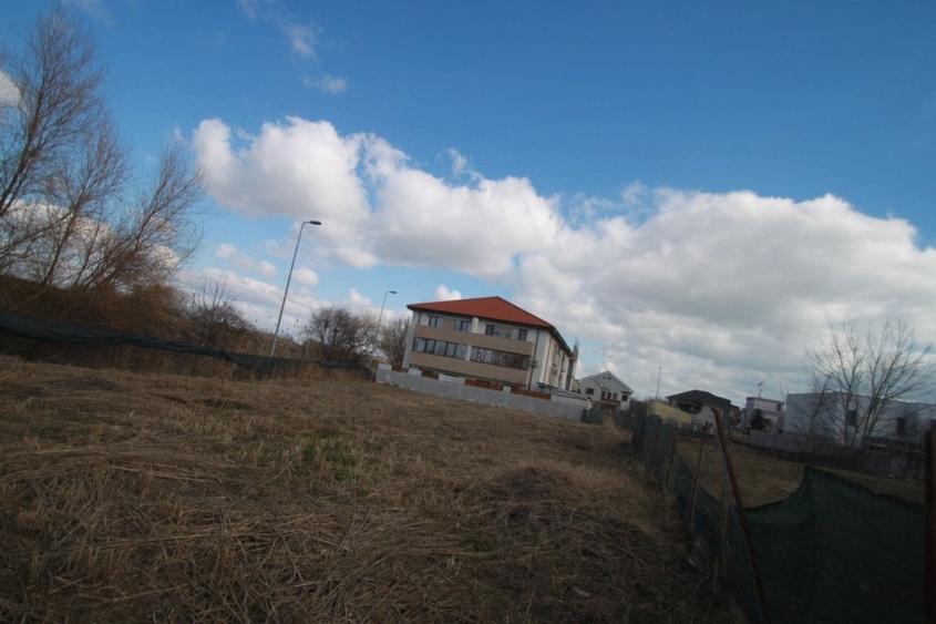 Teren intravilan - Zona Kamsas- regim de inaltime p+2/4 - 1