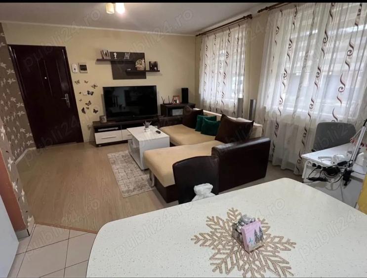 Apartament de vanzare - 5