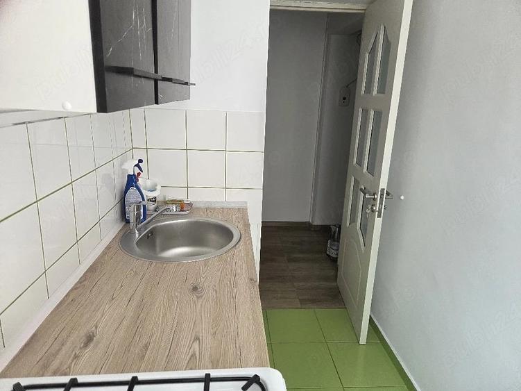 Inchiriez apartament 2 camere - 3