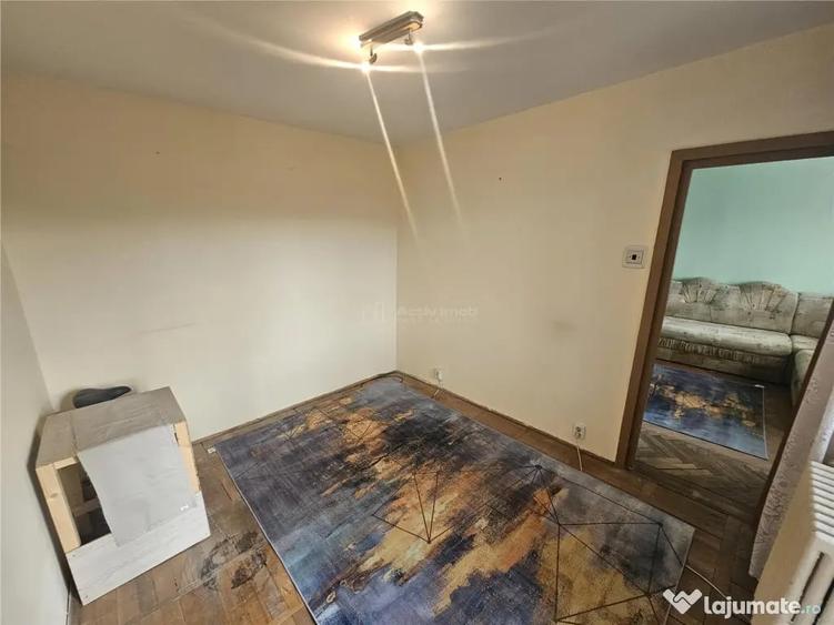 Apartament cu 2 camere nedecomandat în Micro III