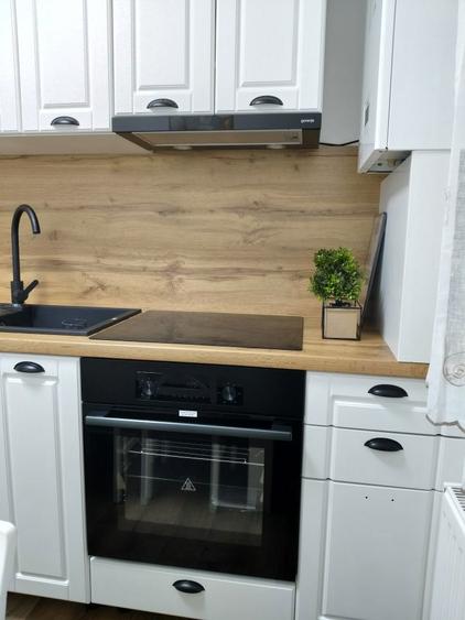 Inchiriez apartament cu 3 camere - 7