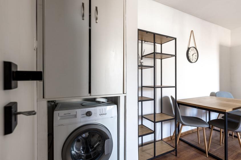 Apartament 2 camere, etaj 1/4, Florilor, zona de case - 15