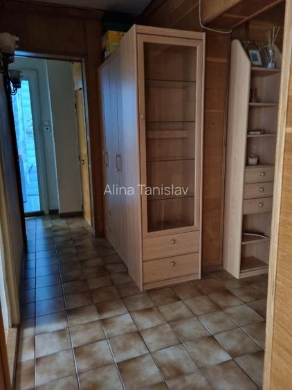 Inchiriere 4 camere Inchiriere 4 camere