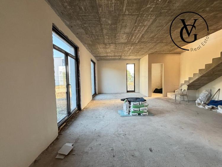 Vila cu 5 camere - complex Frasinului - 3