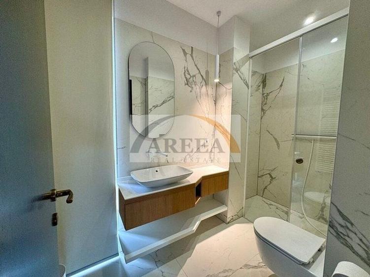 Vila lux de vanzare in cel mai dorit complex din Erou Iancu Nicolae-locatie rara - 29