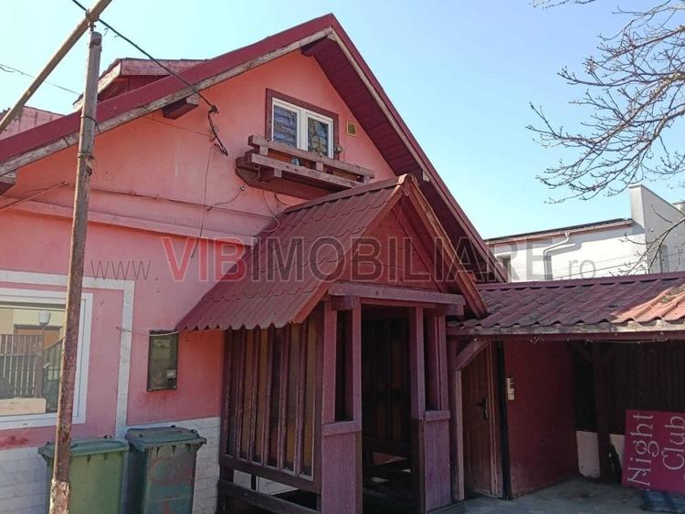 Casă spațioasă de vânzare | Parter + Etaj | Ideală pentru locuință sau activitat - 11