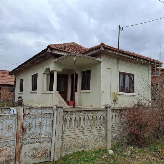 Casa Comuna Balanesti sat Voitestii din Vale jud. Gorj - 1
