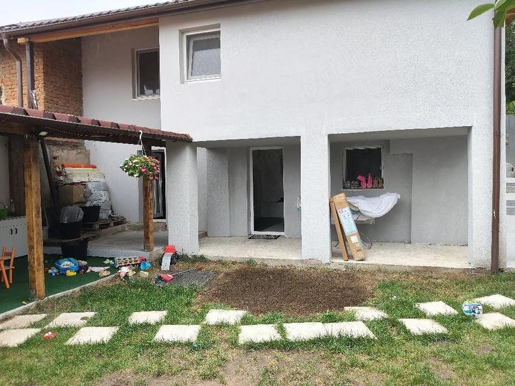 De vanzare casa caramida - 1