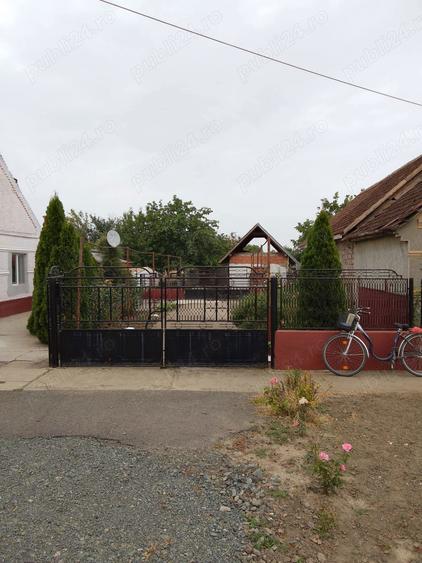 vand casa la 30 km te tm - 3