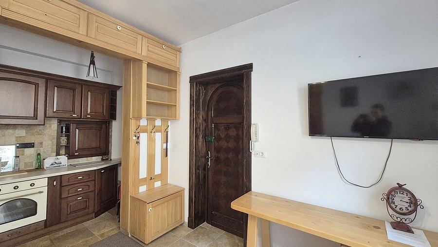 Piața Sfatului, apartament cu 2 camere, termen lung. - 5