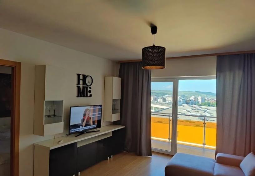 Apartament cu 2 camere semidecomandat, mobilat în Gheorgheni
