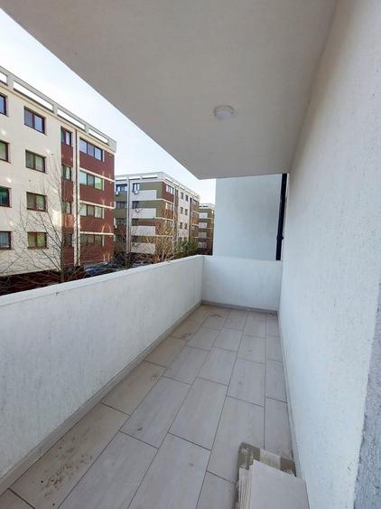 Garsoniera Postalionului Sector 4 Statie STB langa bloc - 4