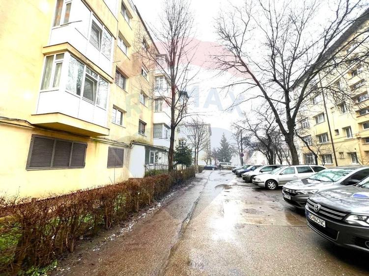 Apartament cu 2 camere semidecomandate de vânzare în zona Republicii - 10