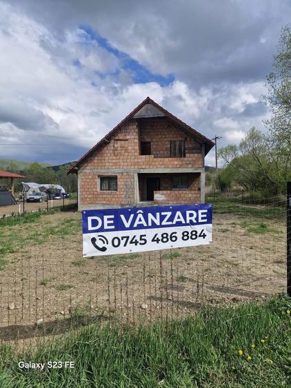 De vanzare casa P+M Romita - 1