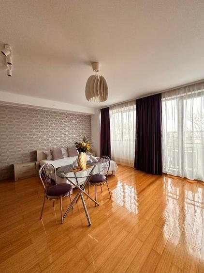 Garsoniera spatioasa in Mamaia de inchiriat - 9